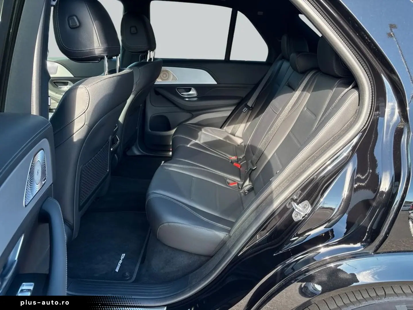 MERCEDES-BENZ GLE 2025 — imagine 11