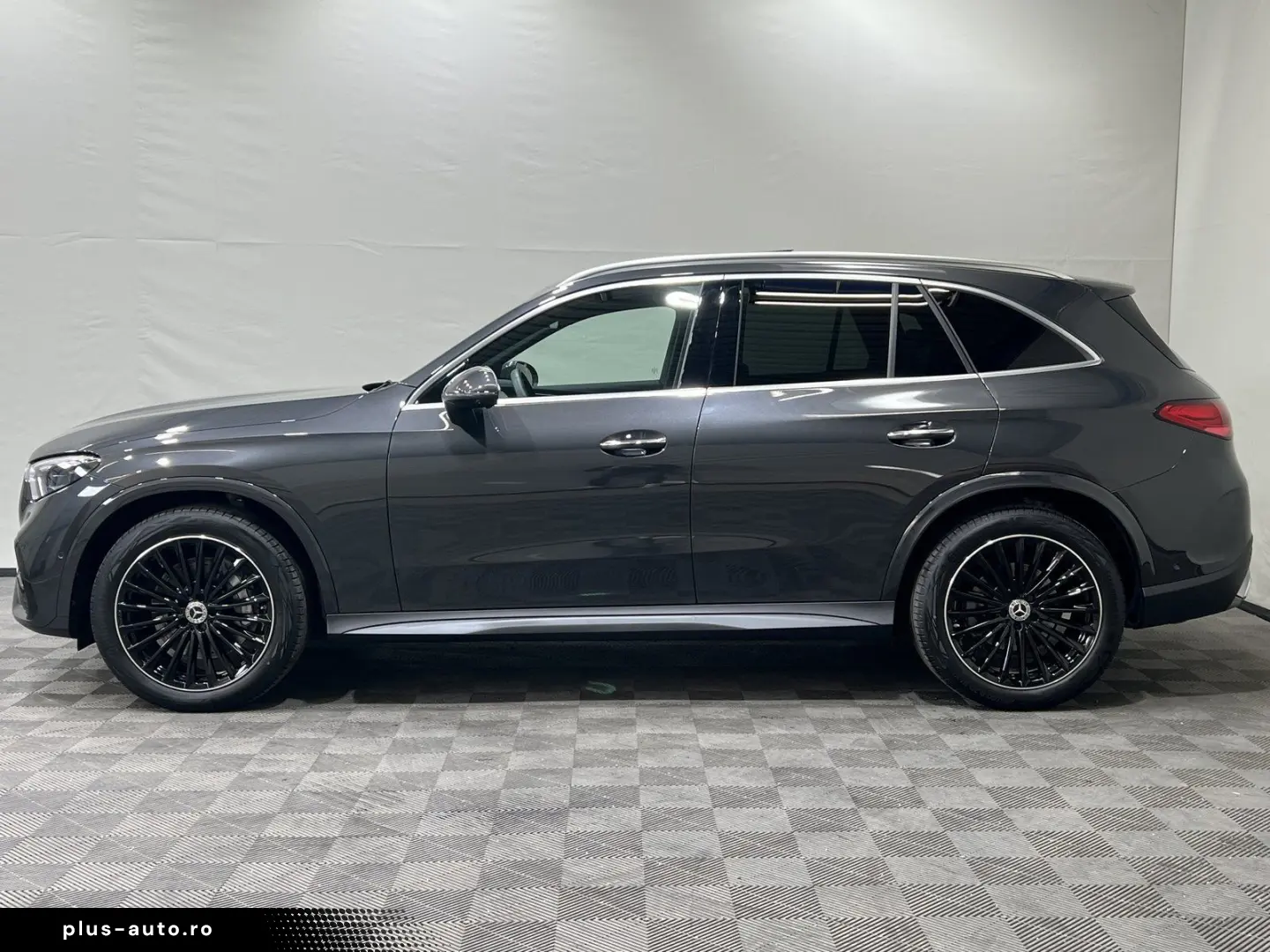 MERCEDES-BENZ GLC 300d AMG Premium Plus