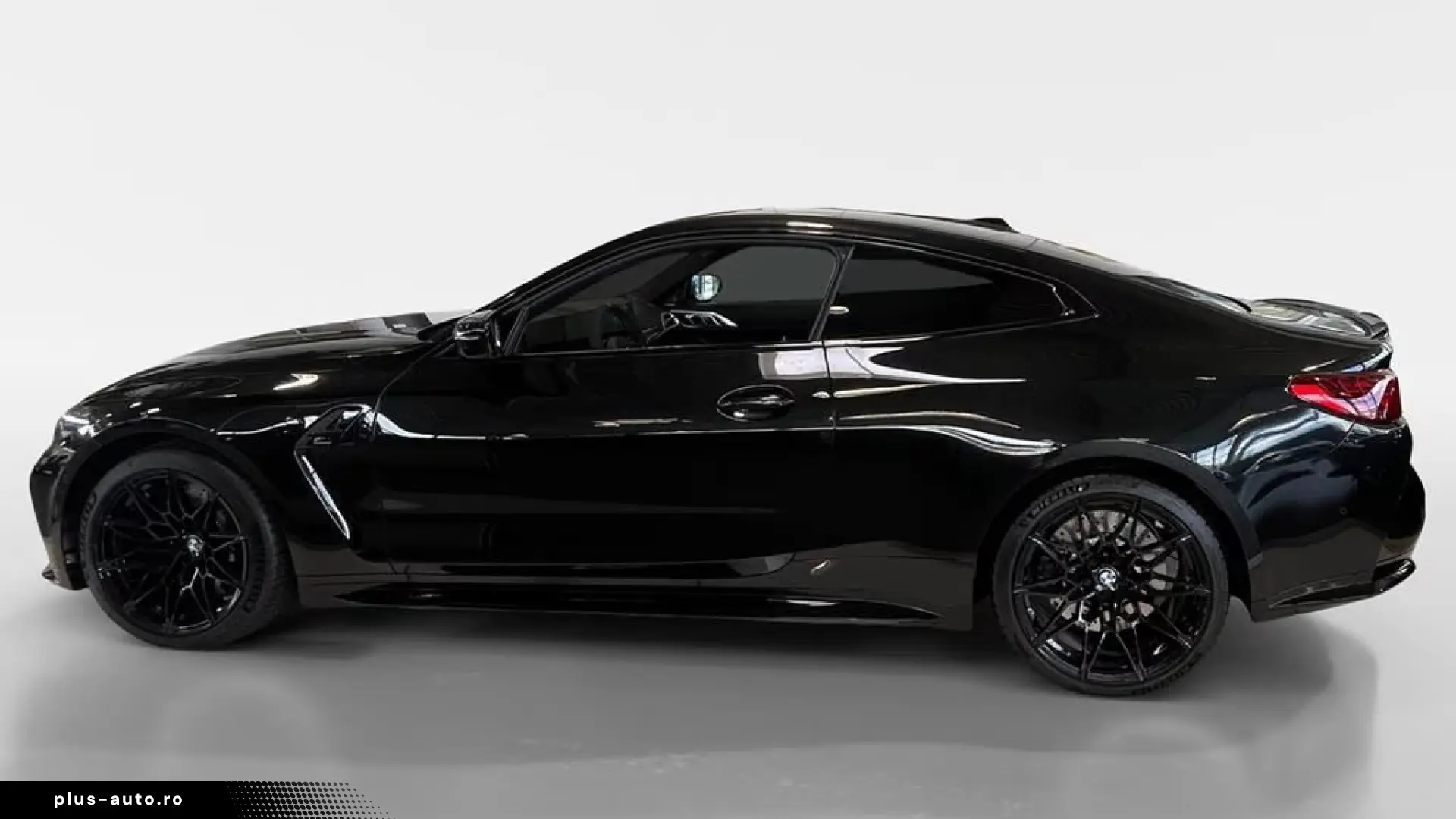 BMW M4 Competition xDrive M Driver's Package