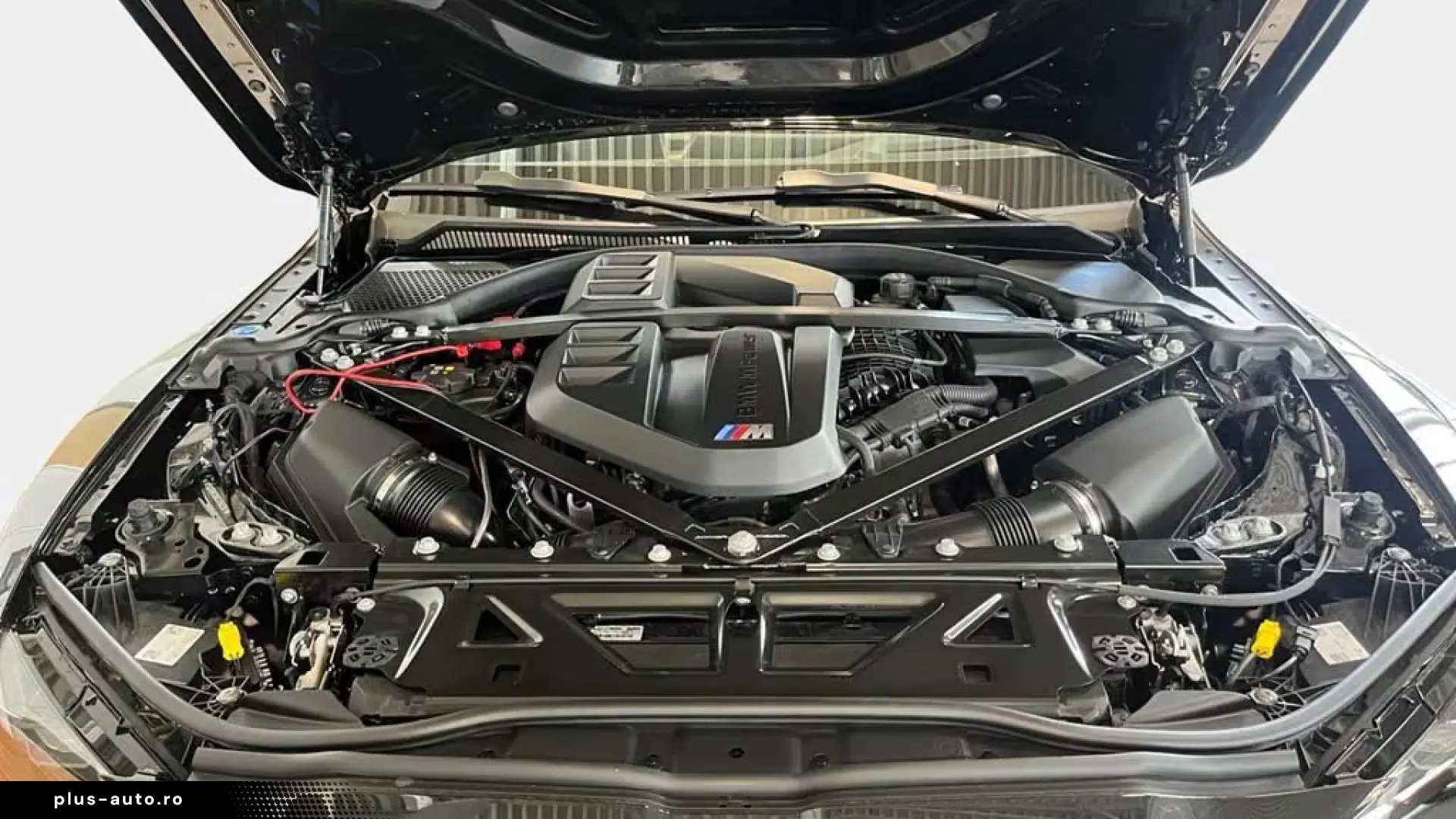 BMW M4 Competition xDrive M Driver's Package