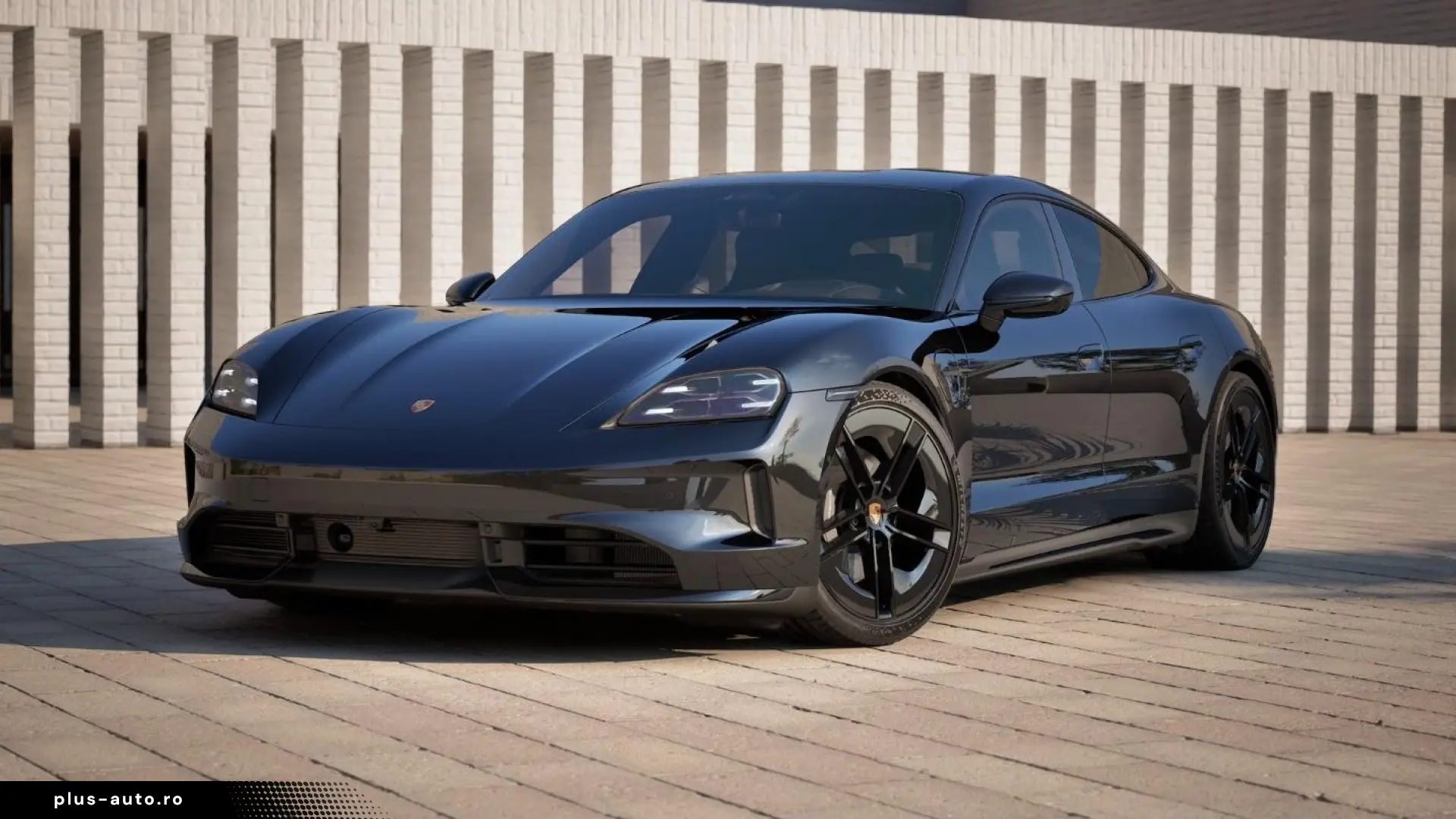 Porsche Taycan Black Edition Head-Up Soft-Close 2