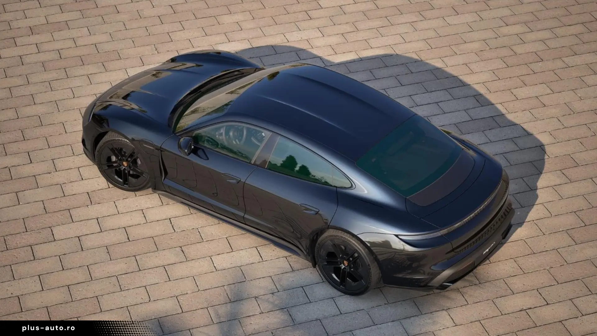 Porsche Taycan Black Edition Head-Up Soft-Close 2