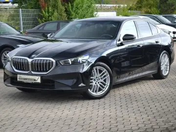 BMW 520d xDrive LiveCptProf.Ad.LED.DrAssProf.ParkPls