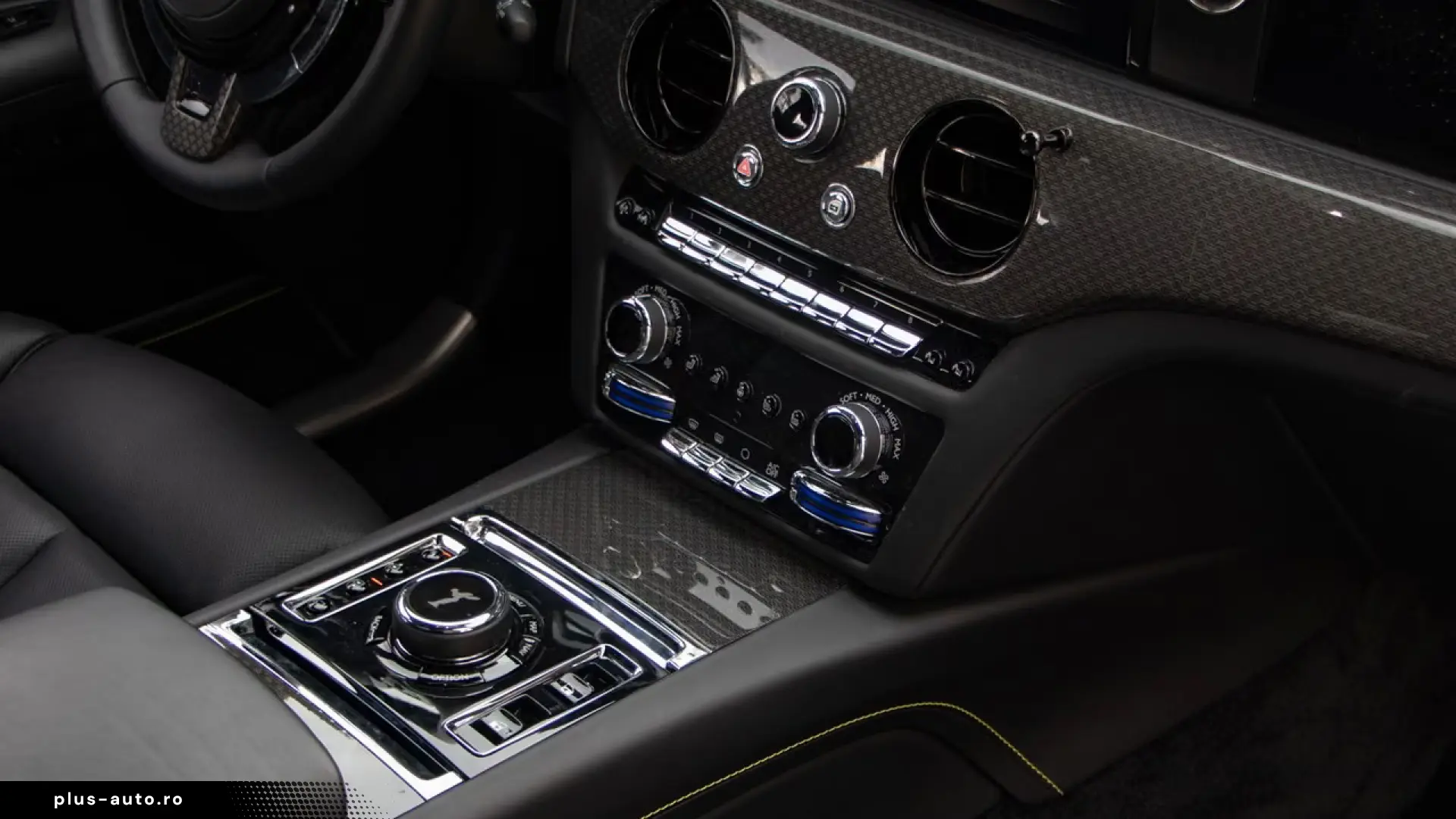 Rolls-Royce Ghost Black Badge Ghost V12