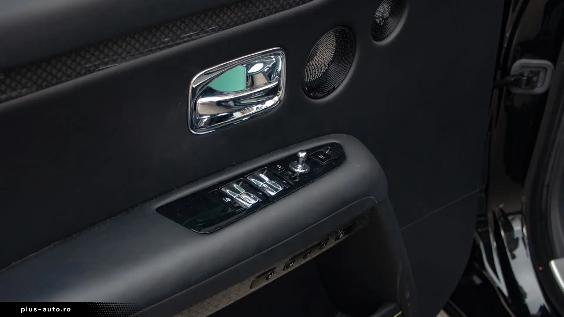 Rolls-Royce Ghost Black Badge Ghost V12