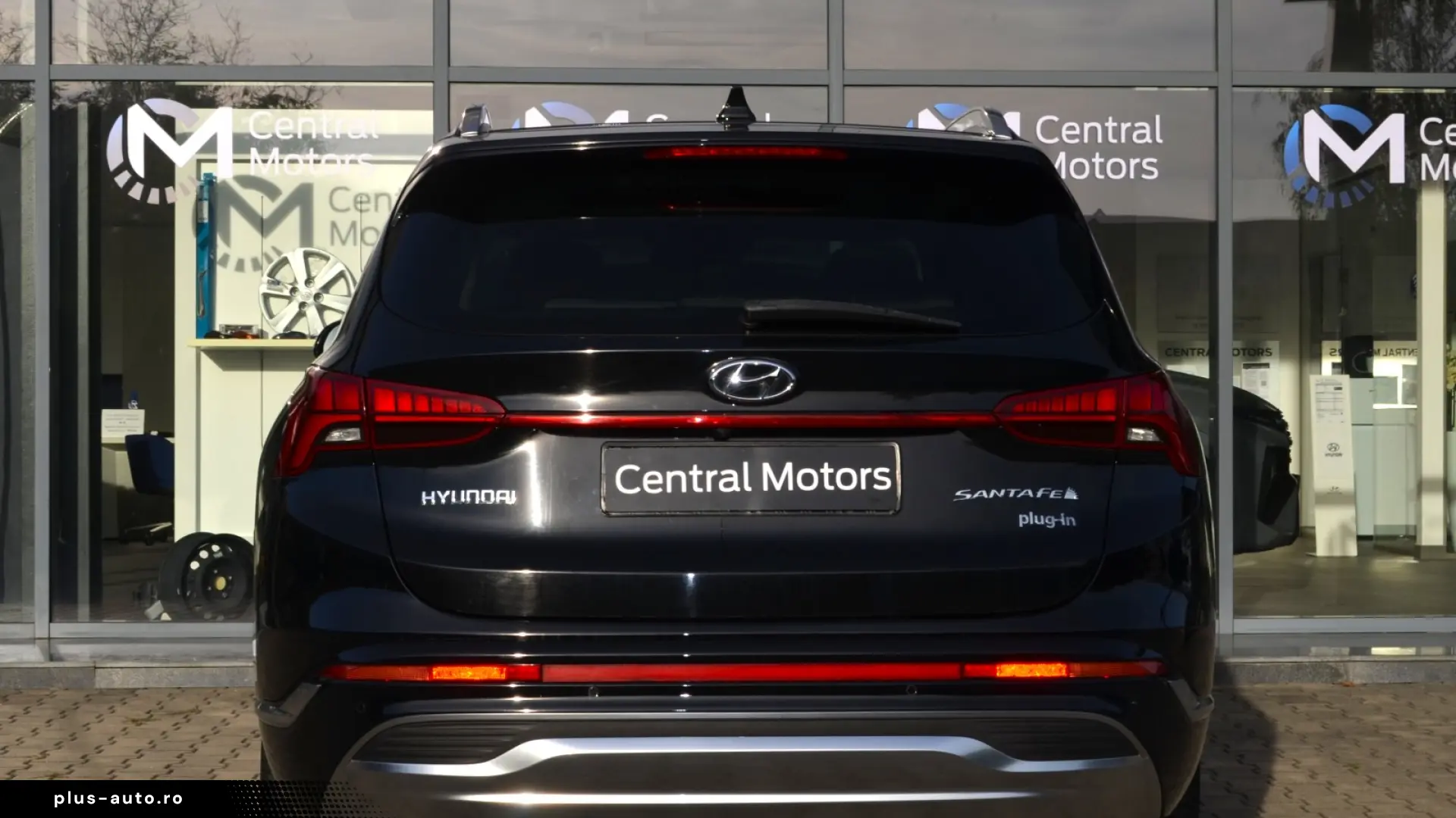 HYUNDAI SANTA FE 1.6 Plugin-Hybrid 4WD Signature 7 locuri