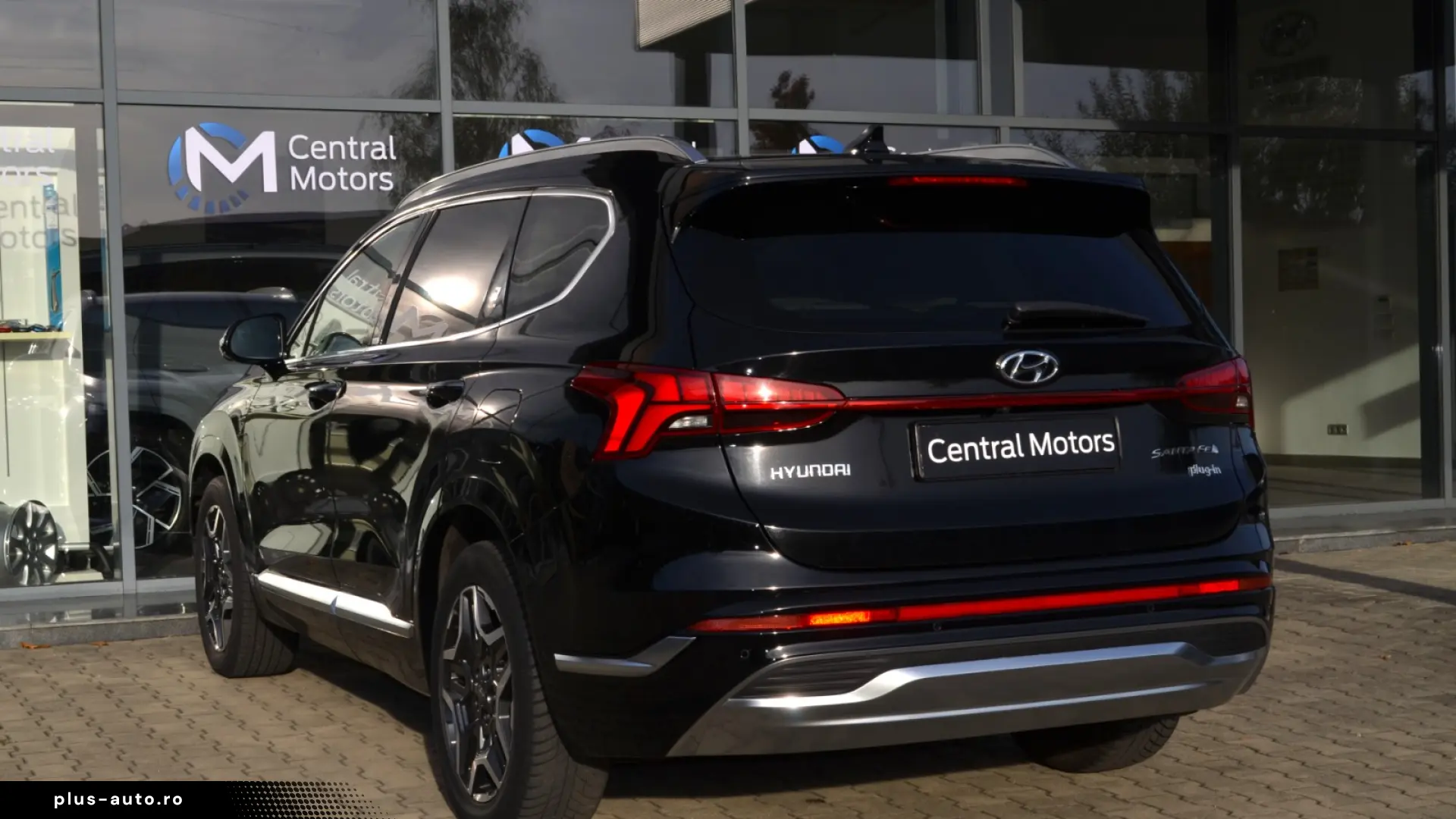 HYUNDAI SANTA FE 1.6 Plugin-Hybrid 4WD Signature 7 locuri