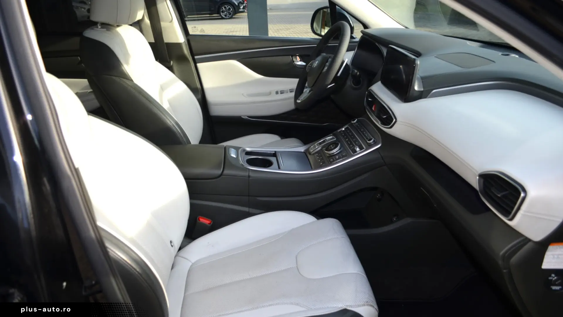 HYUNDAI SANTA FE 1.6 Plugin-Hybrid 4WD Signature 7 locuri