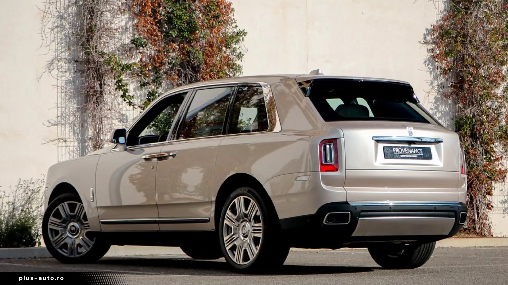 Rolls-Royce Cullinan V12 6.75 571hp