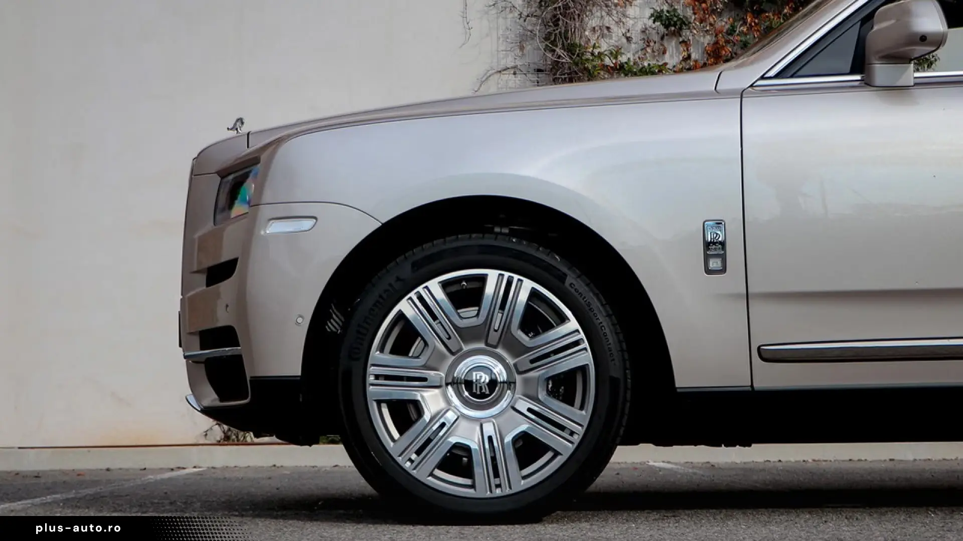 Rolls-Royce Cullinan V12 6.75 571hp