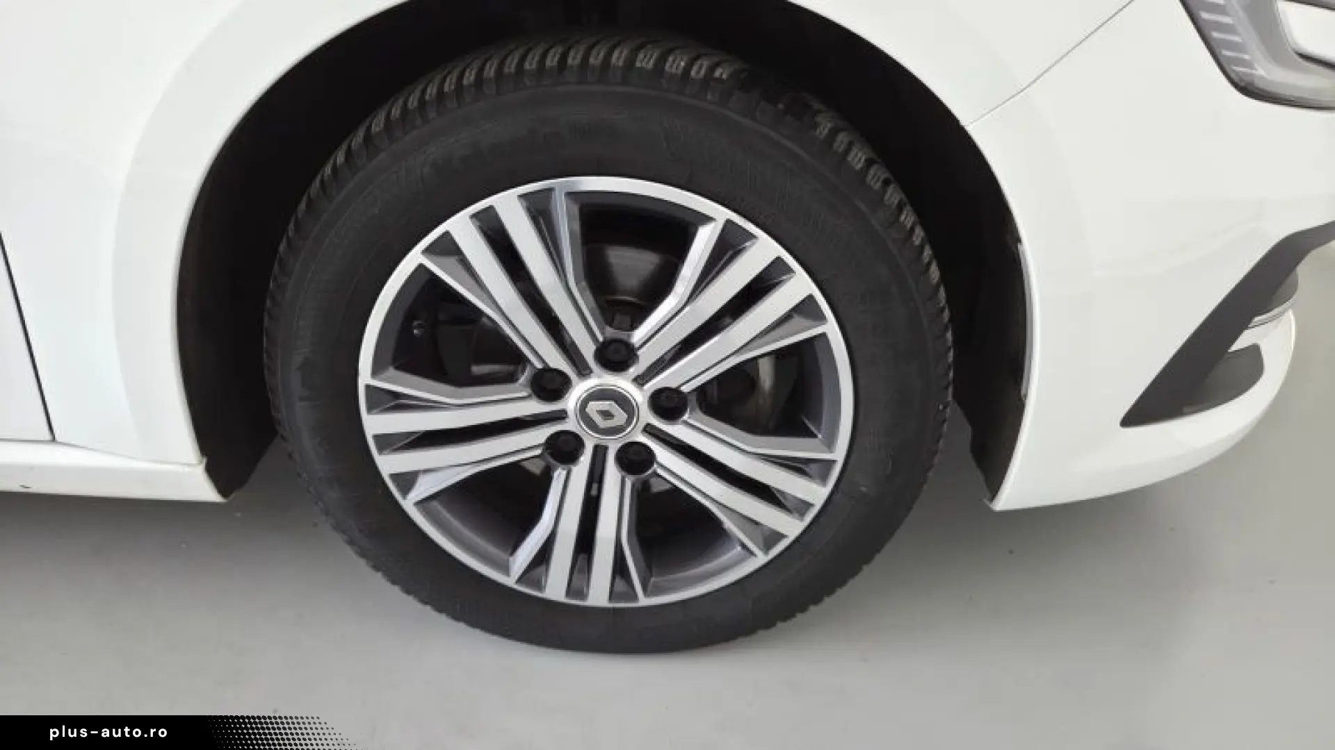 RENAULT MEGANE 1.3 TCe 140CP Zen EDC
