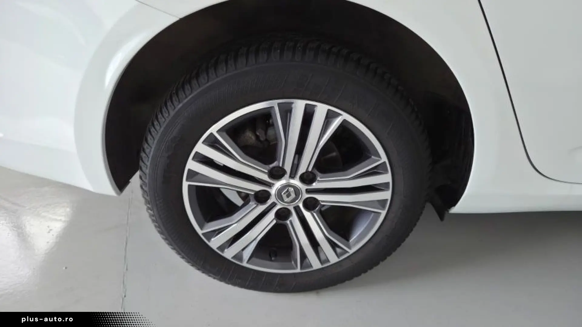 RENAULT MEGANE 1.3 TCe 140CP Zen EDC