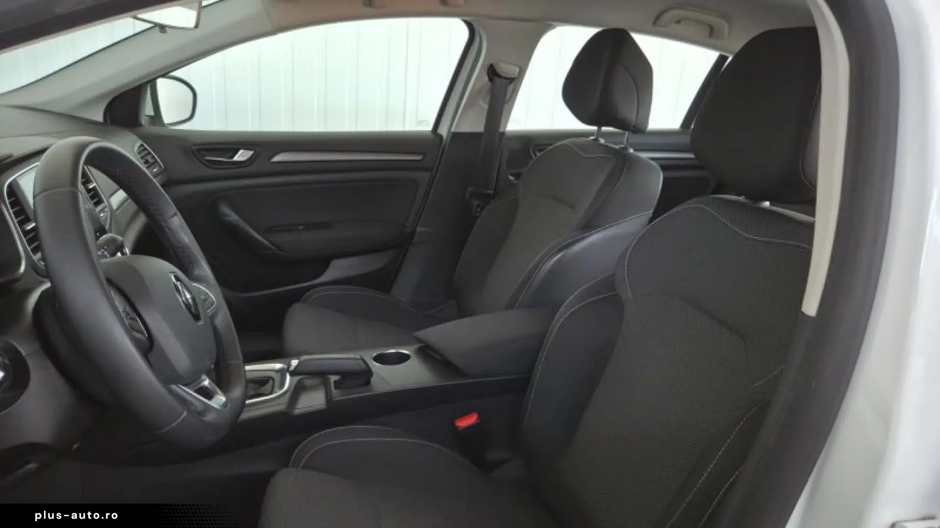 RENAULT MEGANE 1.3 TCe 140CP Zen EDC