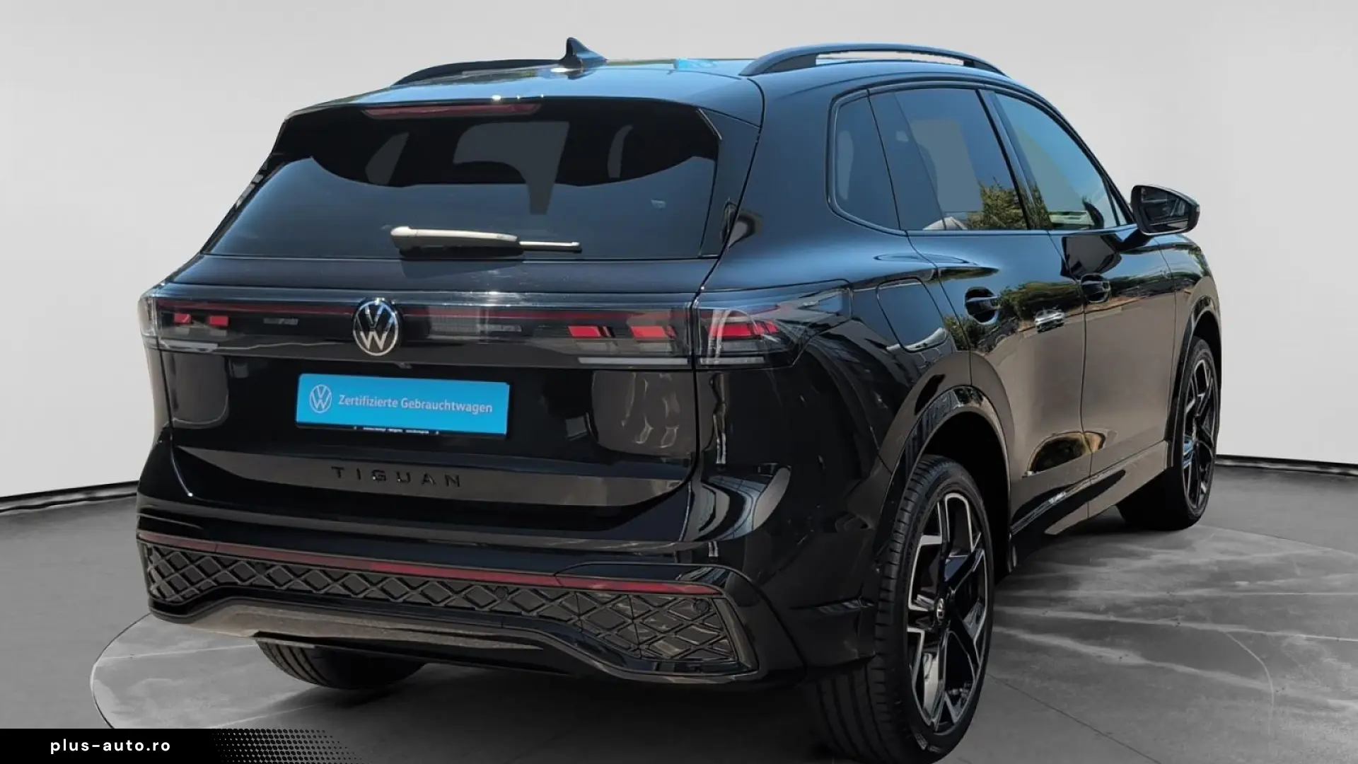 Volkswagen Tiguan 2.0TDI R-LINE  LEDER DCC