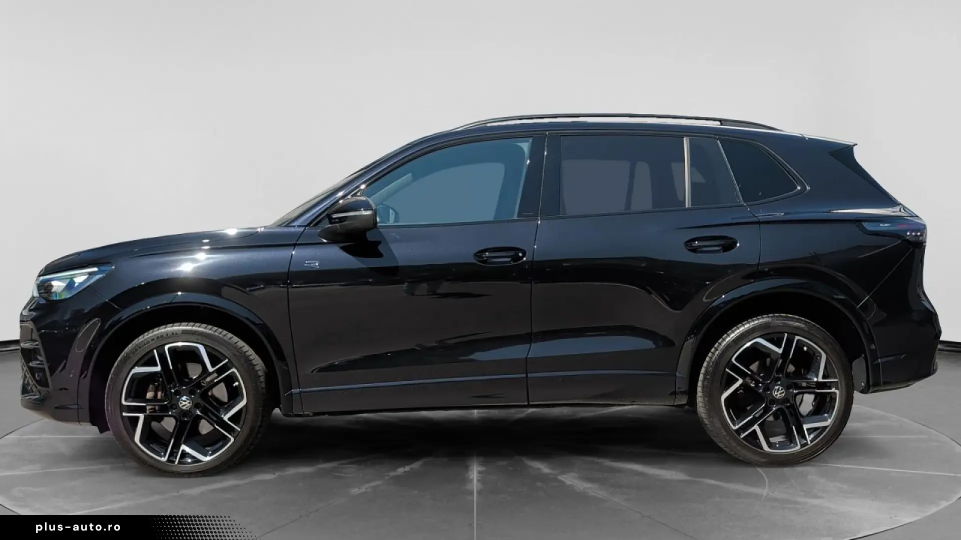 Volkswagen Tiguan 2.0TDI R-LINE  LEDER DCC
