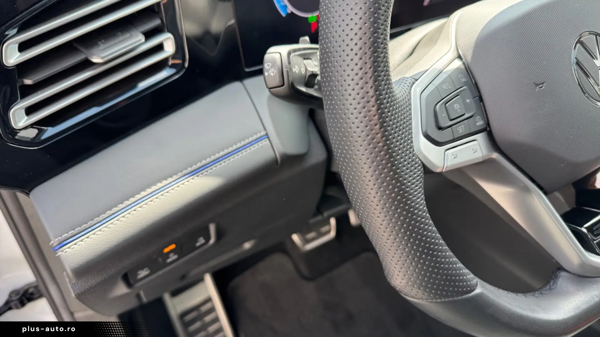 Volkswagen Tiguan 2.0TDI DSG 4Mo R-Line Pano