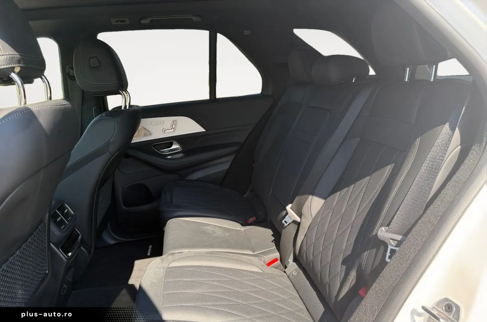 MERCEDES-BENZ GLE 63 S 4M Pano 360Camera HUD Keyless