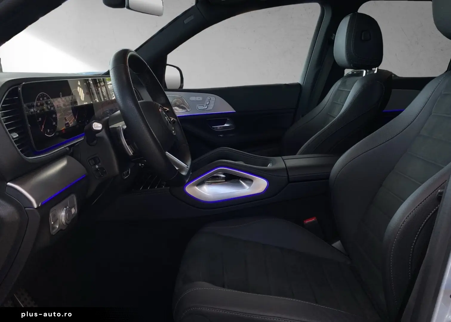 MERCEDES-BENZ GLE 450d 4M AMG AIRMATIC Pano Distr AHK