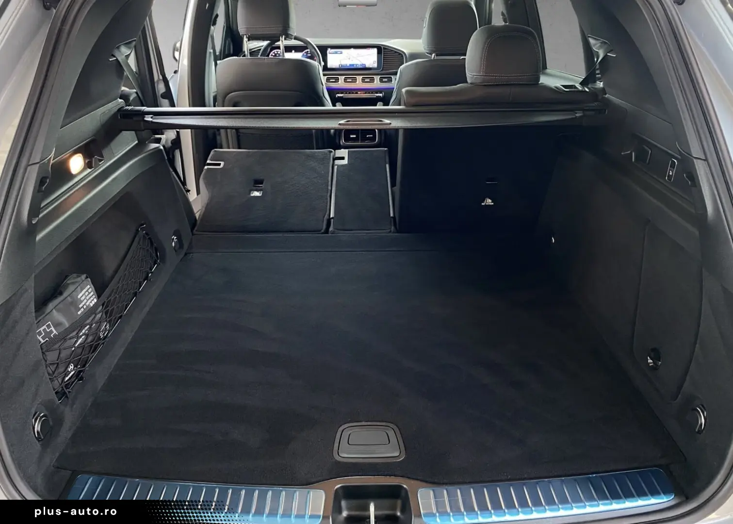 MERCEDES-BENZ GLE 450d 4M AMG AIRMATIC Pano Distr AHK