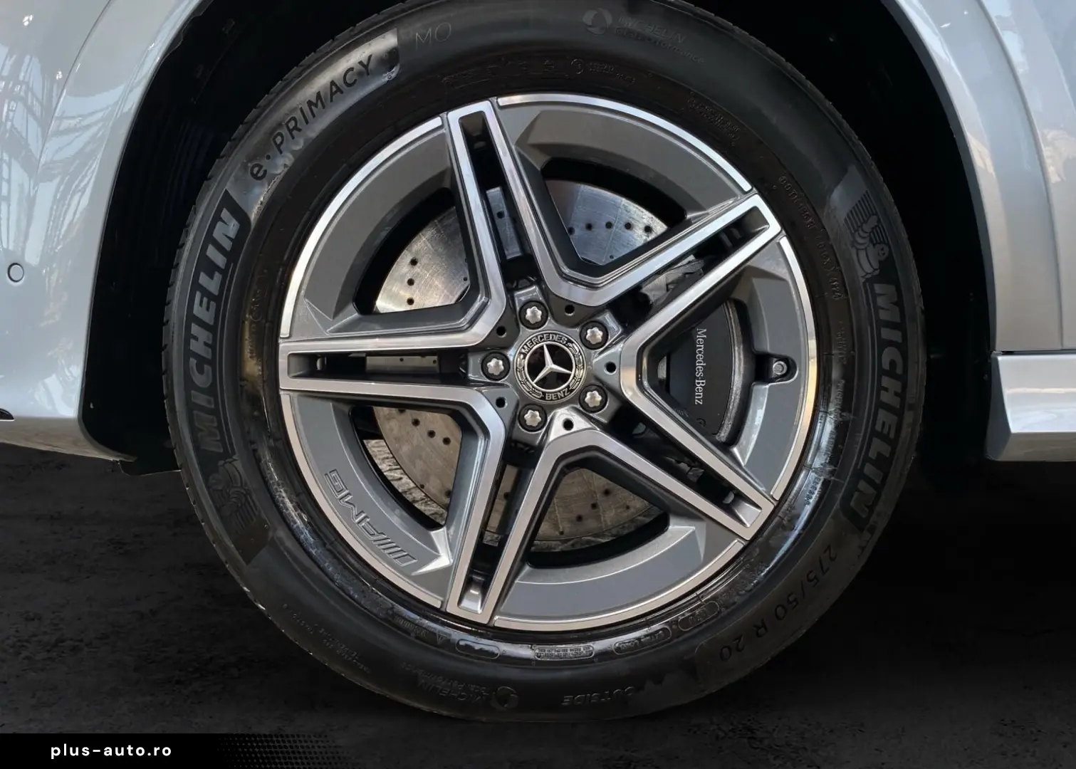 MERCEDES-BENZ GLE 450d 4M AMG AIRMATIC Pano Distr AHK