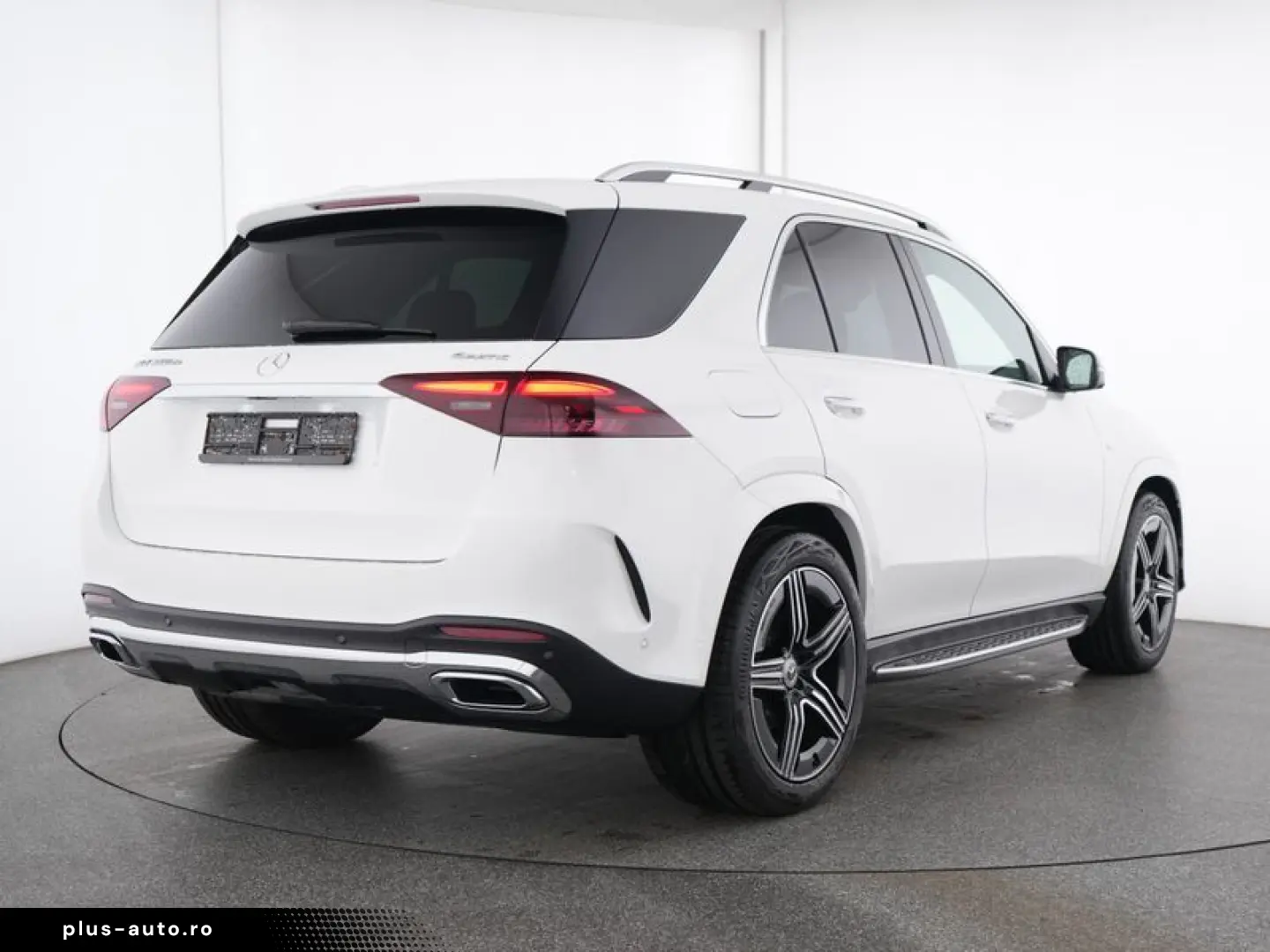 MERCEDES-BENZ GLE 350de 4M AMG AIRMATIC Multibeam Pano Burm