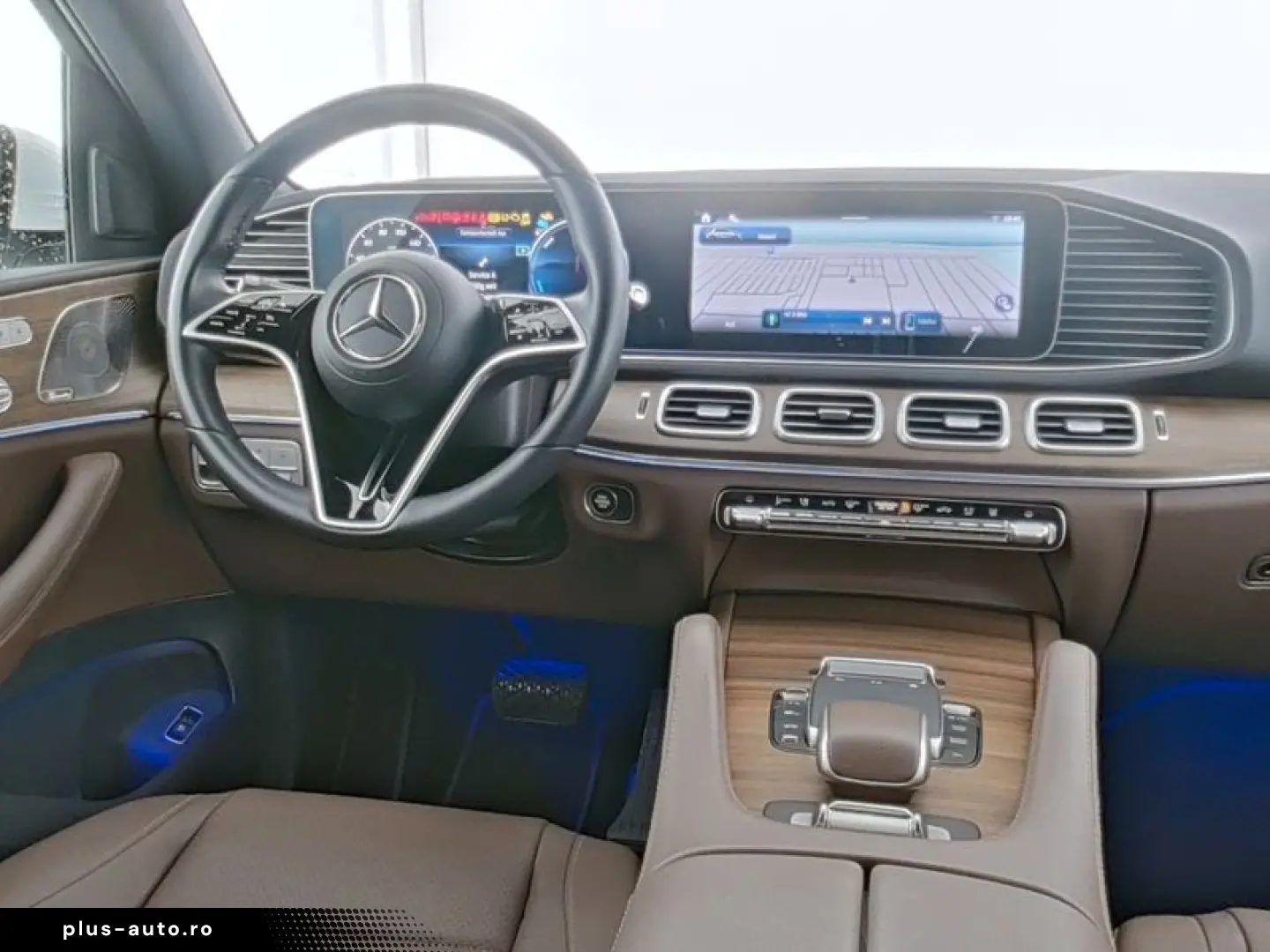 MERCEDES-BENZ GLE 350de 4M AMG AIRMATIC Multibeam Pano Burm