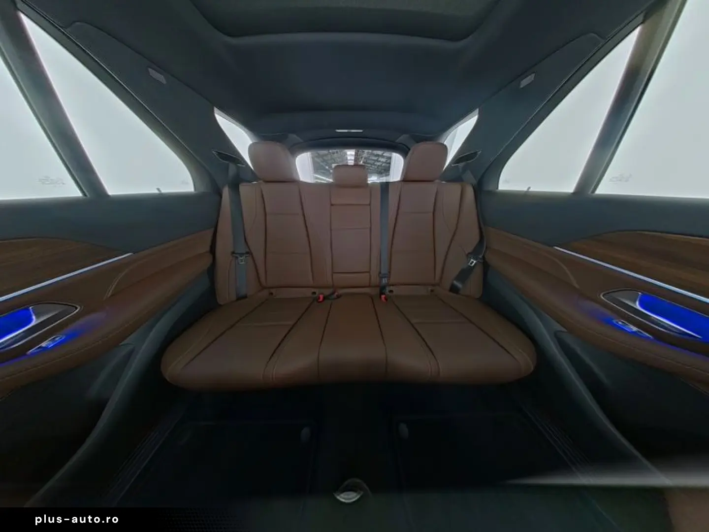 MERCEDES-BENZ GLE 350de 4M AMG AIRMATIC Multibeam Pano Burm