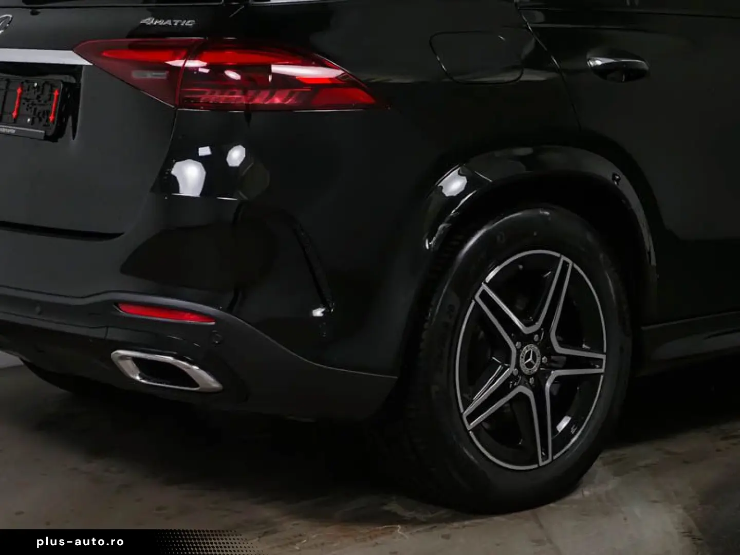 MERCEDES-BENZ GLE 350de 4M AMG Pano Burm Memo AHK