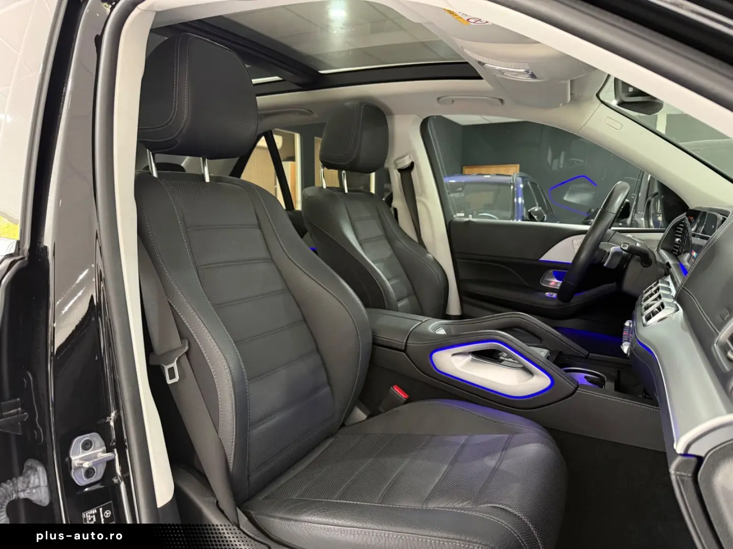 MERCEDES-BENZ GLE 350de 4M AMG 360Camera Pano AHK Multibeam