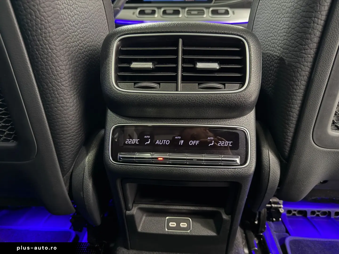 MERCEDES-BENZ GLE 350de 4M AMG 360Camera Pano AHK Multibeam