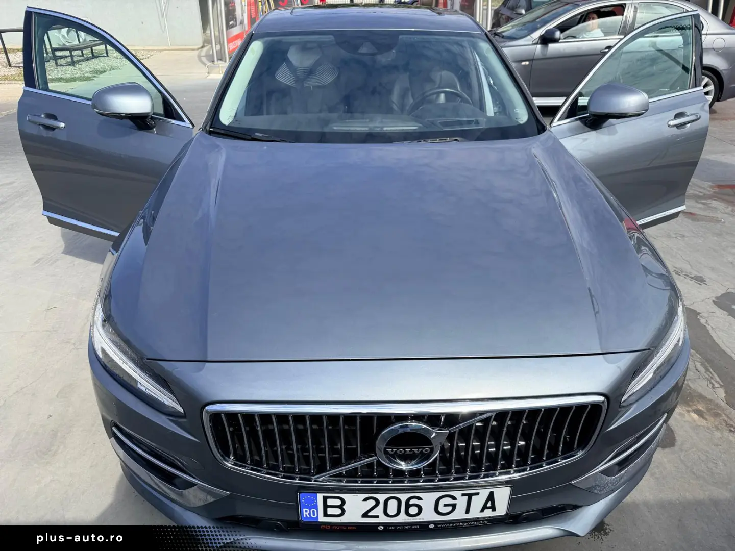 Volvo S90
