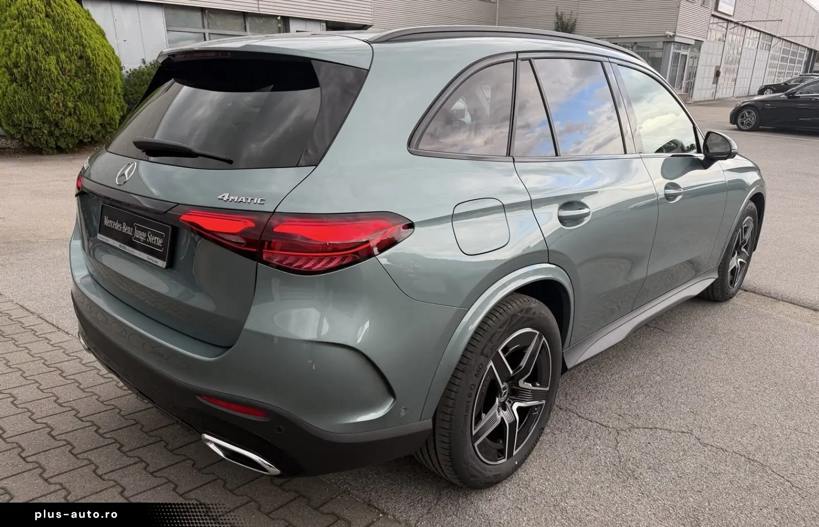 MERCEDES-BENZ GLC 300d 4M AMG 360Cam Ventilate Pano Digital