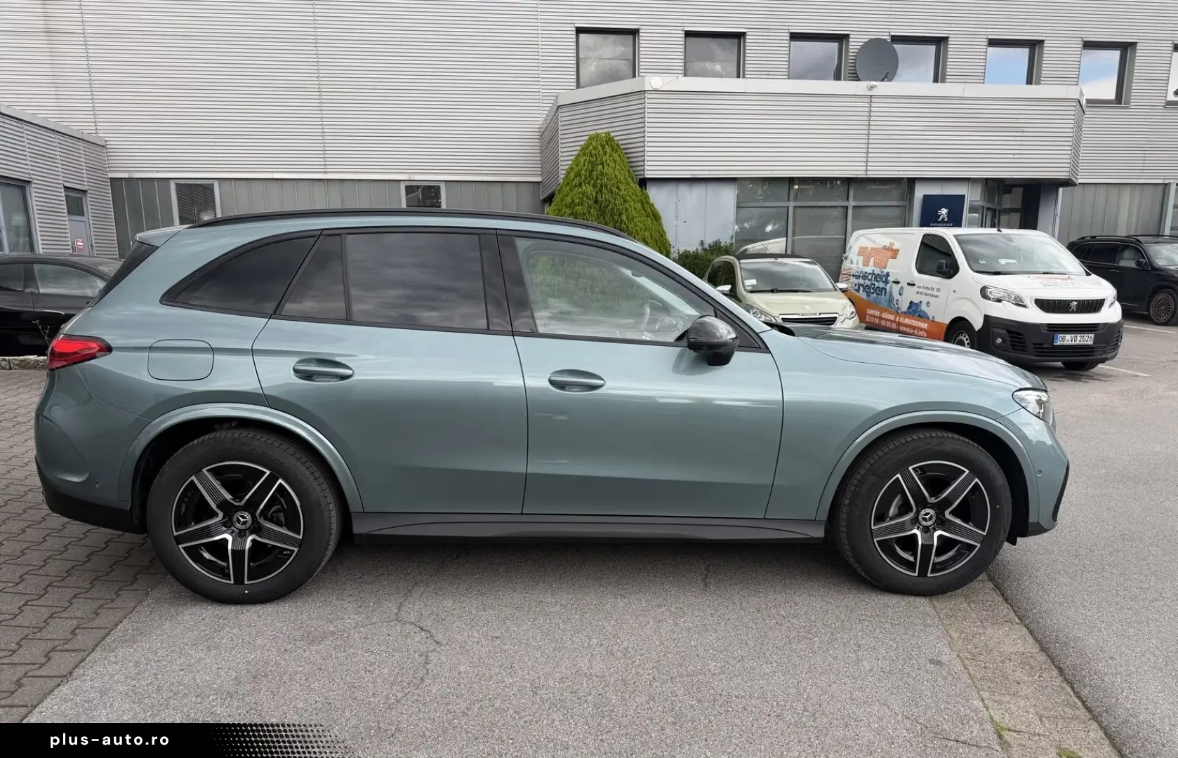 MERCEDES-BENZ GLC 300d 4M AMG 360Cam Ventilate Pano Digital