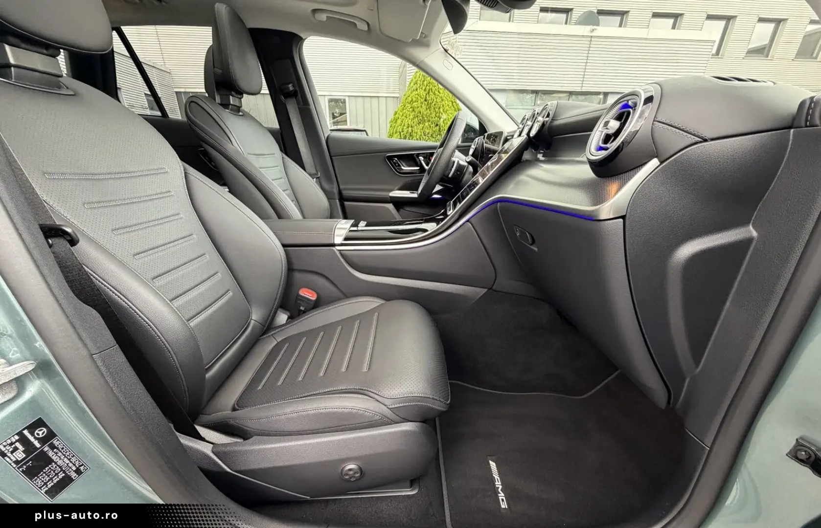 MERCEDES-BENZ GLC 300d 4M AMG 360Cam Ventilate Pano Digital