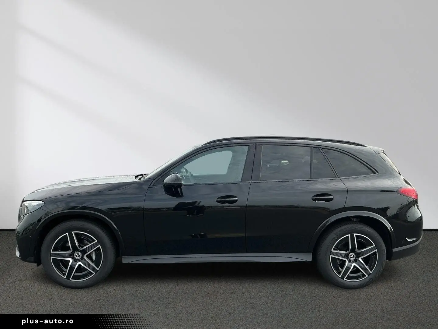 MERCEDES-BENZ GLC 220d 4M AMG Night 360Cam Digital AHK