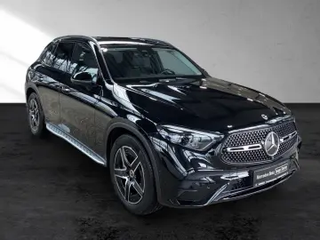 MERCEDES-BENZ GLC 200 4M AMG Night 360Cam Digital AHK