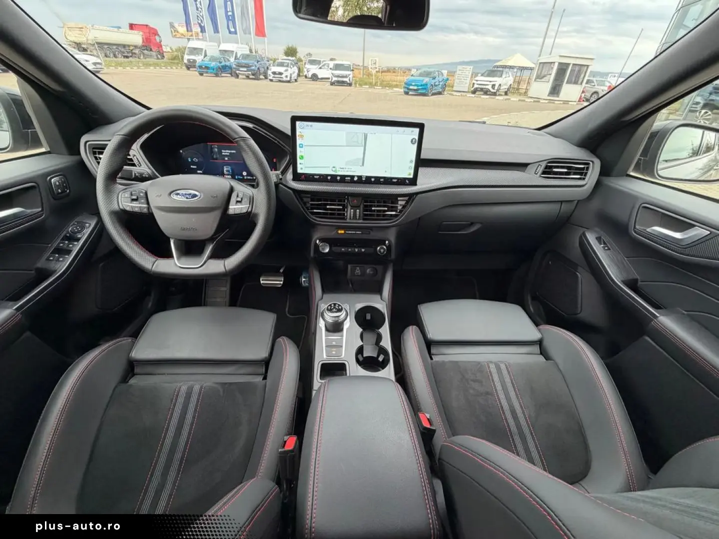 Ford Kuga ST-Line X 2.5 Plug In Hybrid 243 CP