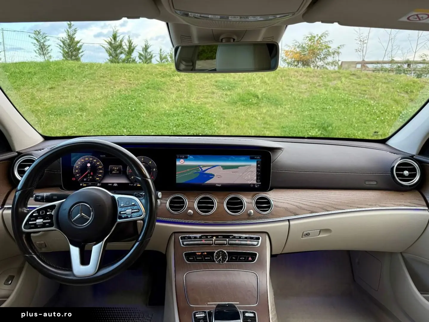 Mercedes-Benz E