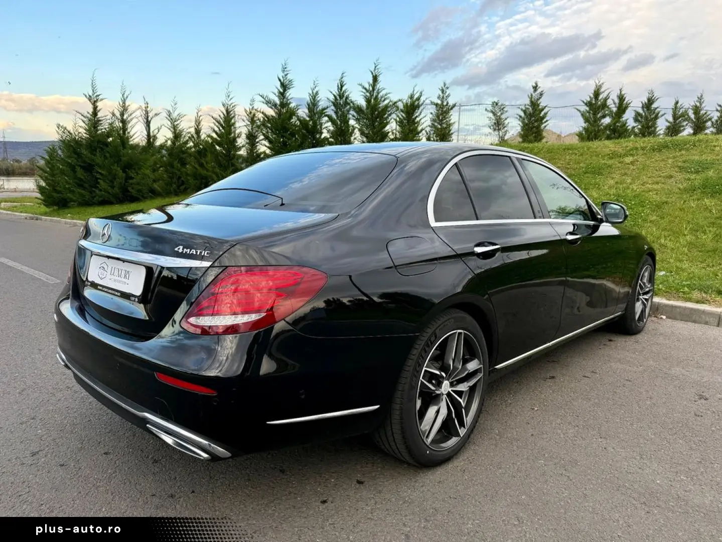 Mercedes-Benz E