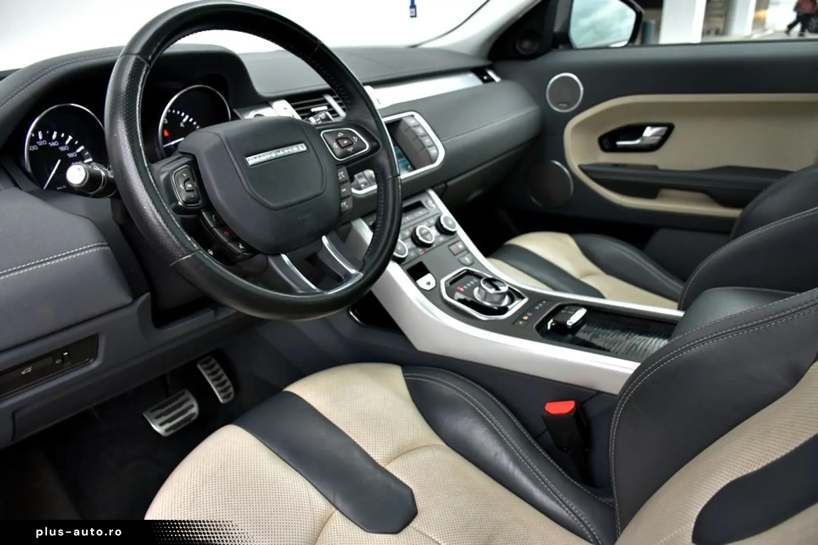 Land-Rover Range-Rover-Evoque