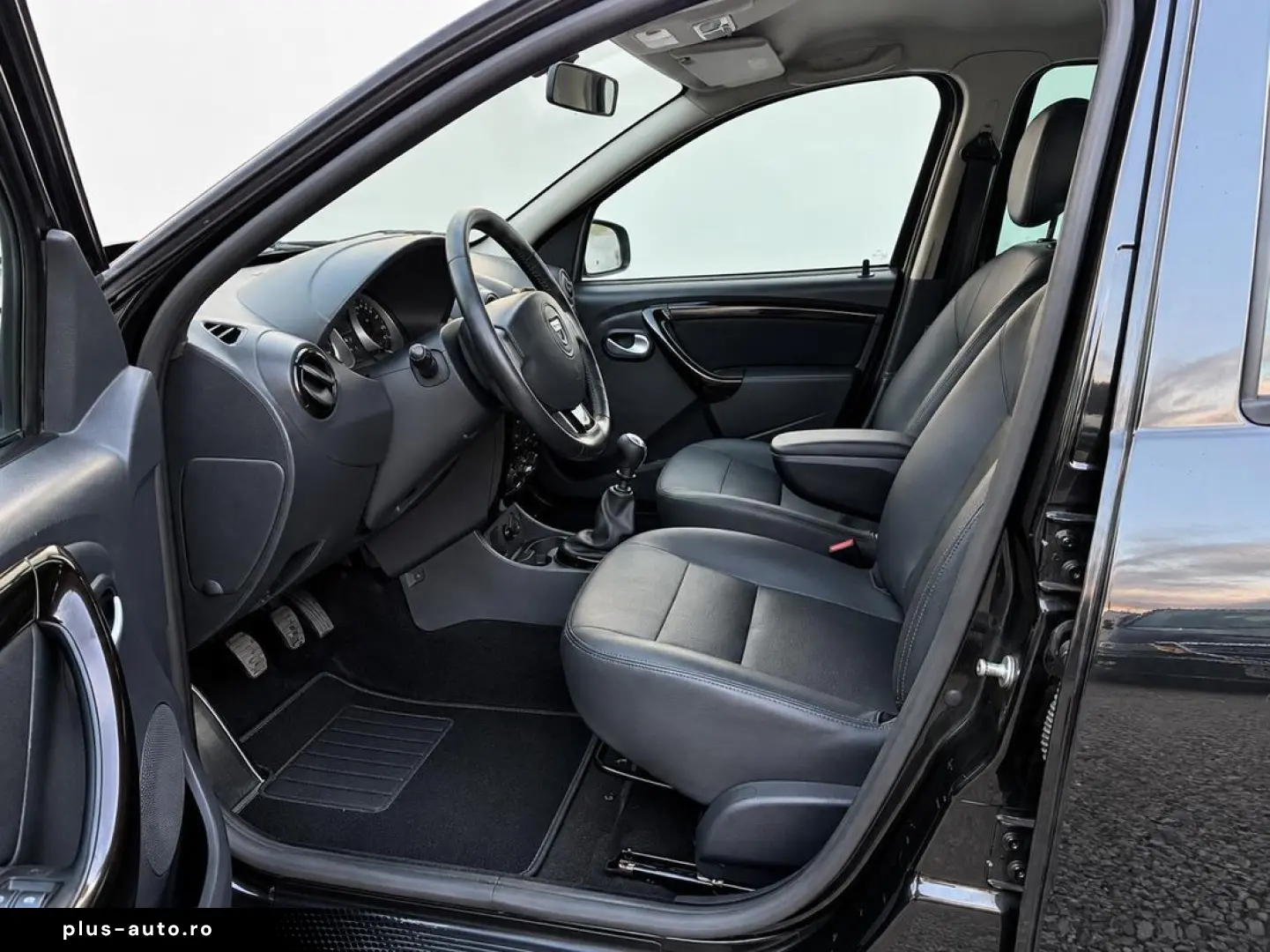 Dacia Duster 2012    1.5 Diesel Manual    Tapițerie PIELE