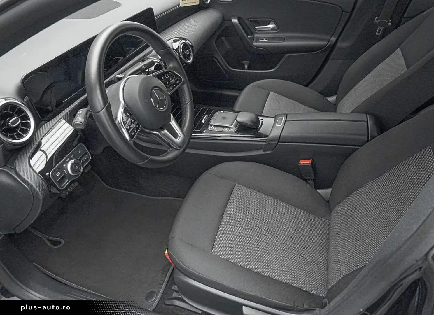 Mercedes-Benz Cla-180