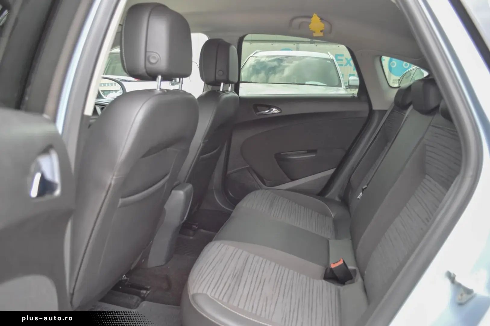 2016 Opel Astra Sedan 1.6 Benzină 116CP   RATE FIXE   AVANS