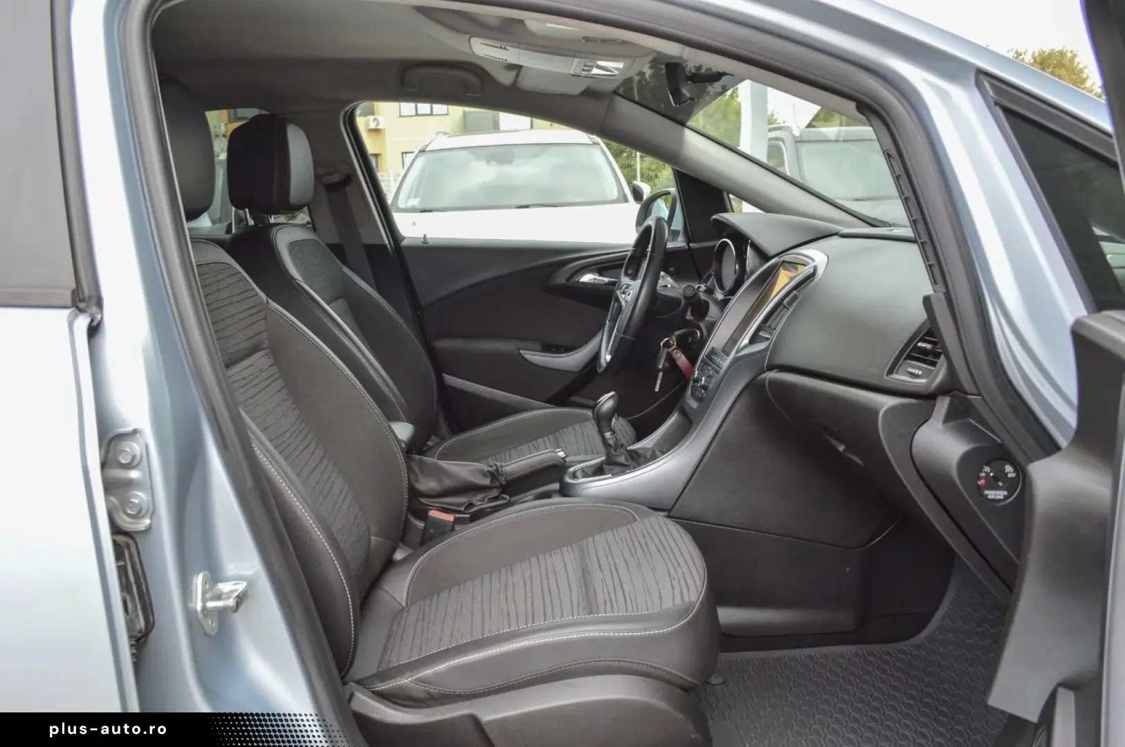 2016 Opel Astra Sedan 1.6 Benzină 116CP   RATE FIXE   AVANS