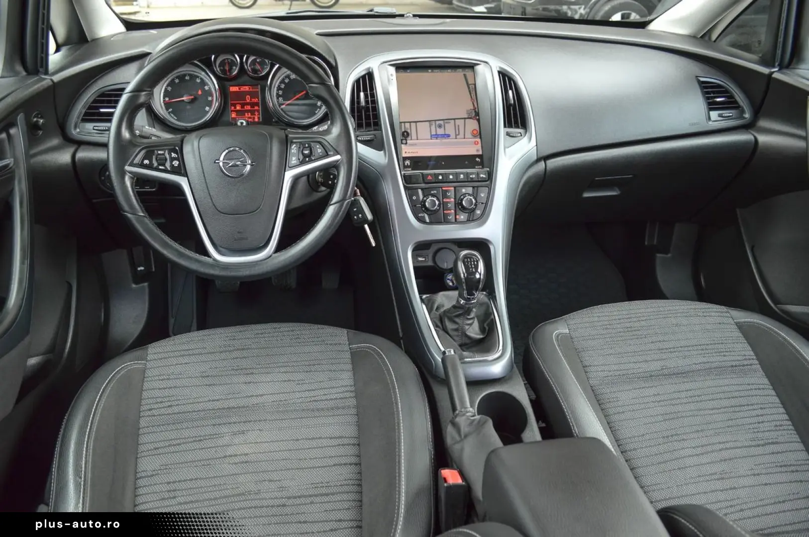 2016 Opel Astra Sedan 1.6 Benzină 116CP   RATE FIXE   AVANS