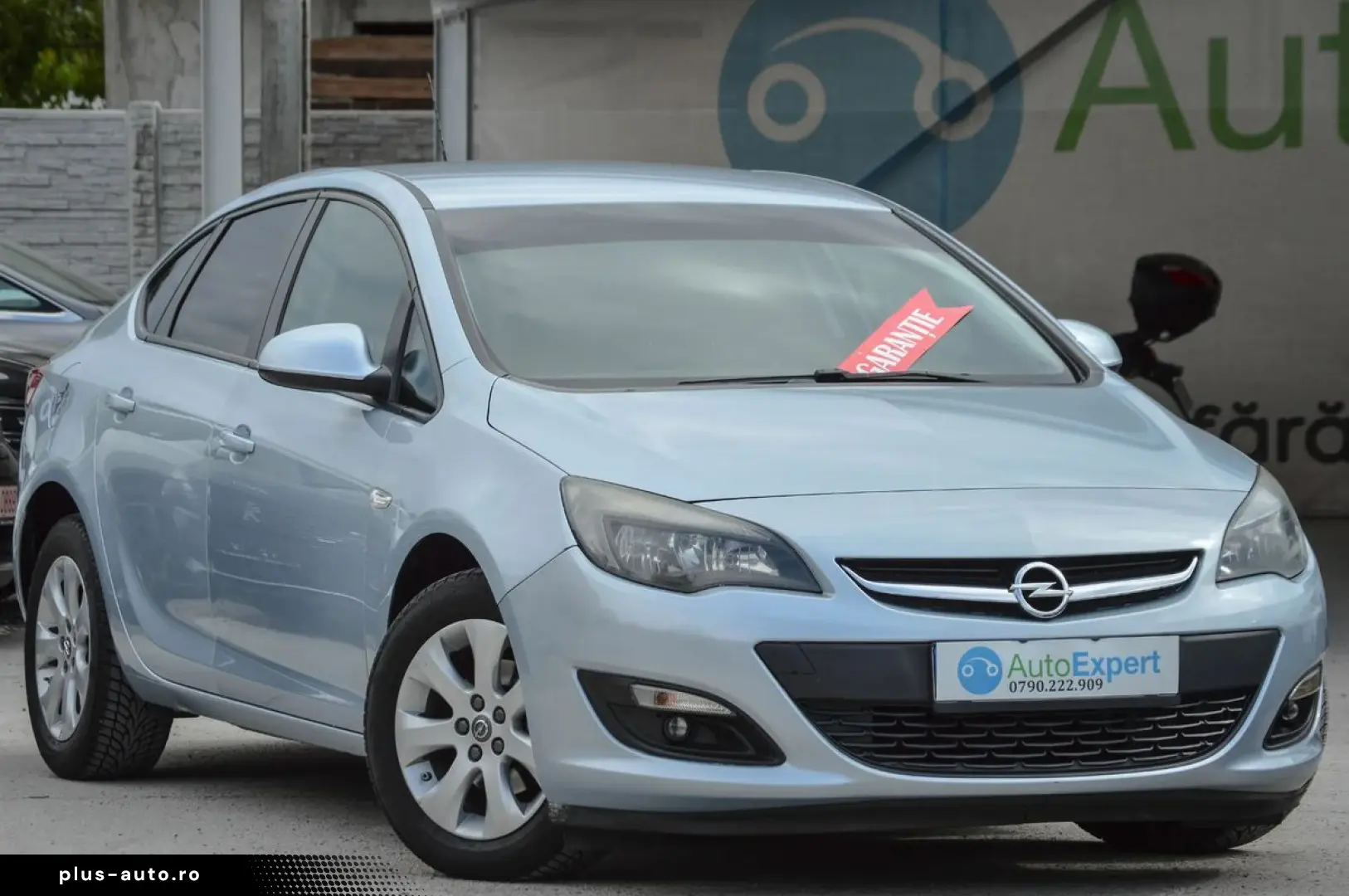 2016 Opel Astra Sedan 1.6 Benzină 116CP   RATE FIXE   AVANS