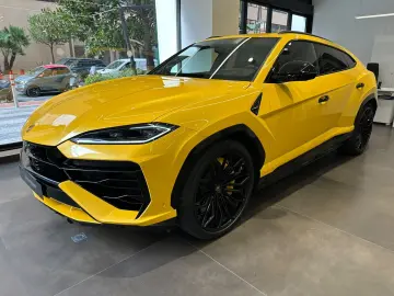 LAMBORGHINI Urus 4.0 V8 PHEV SE