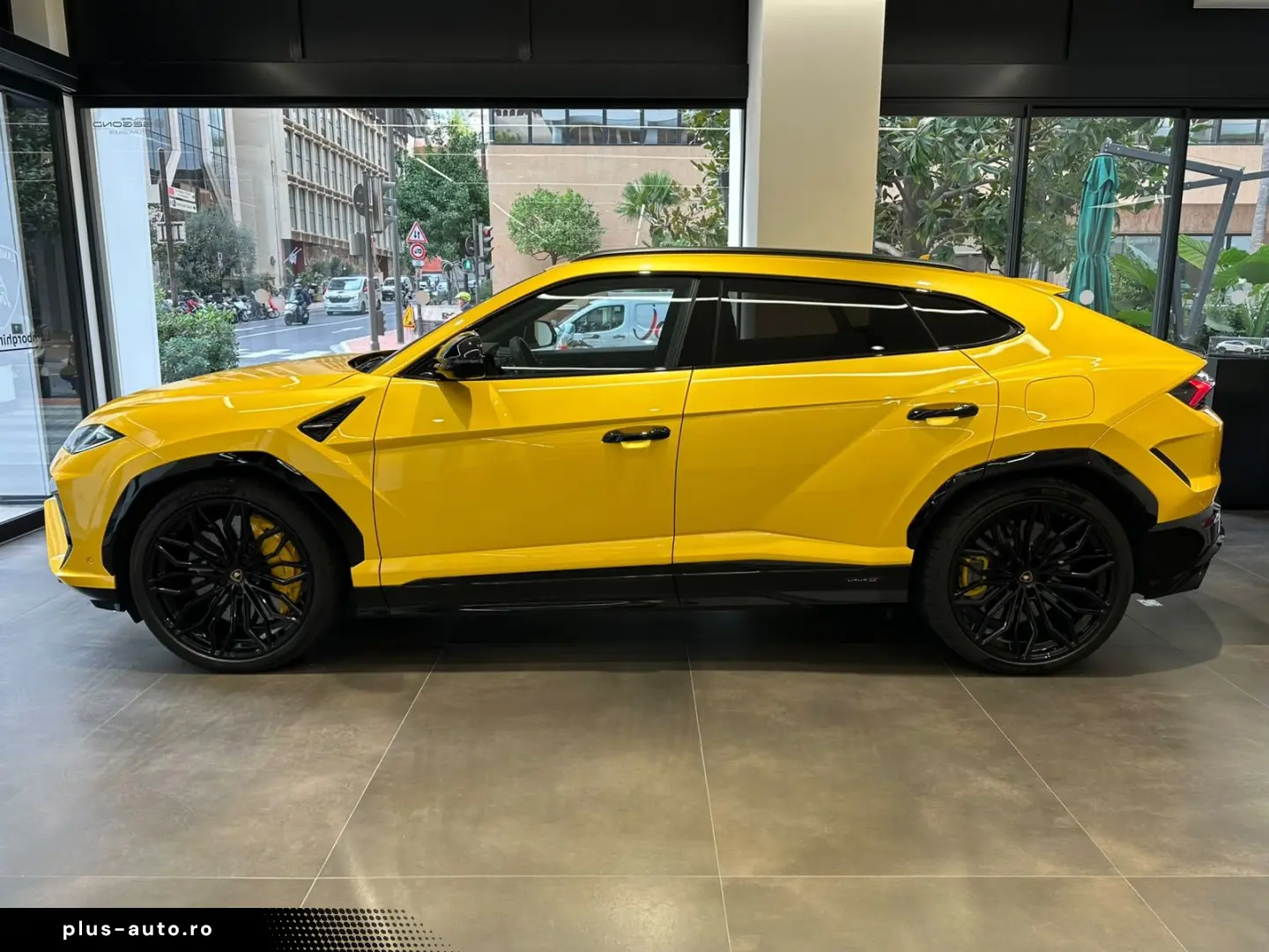LAMBORGHINI Urus 4.0 V8 PHEV SE