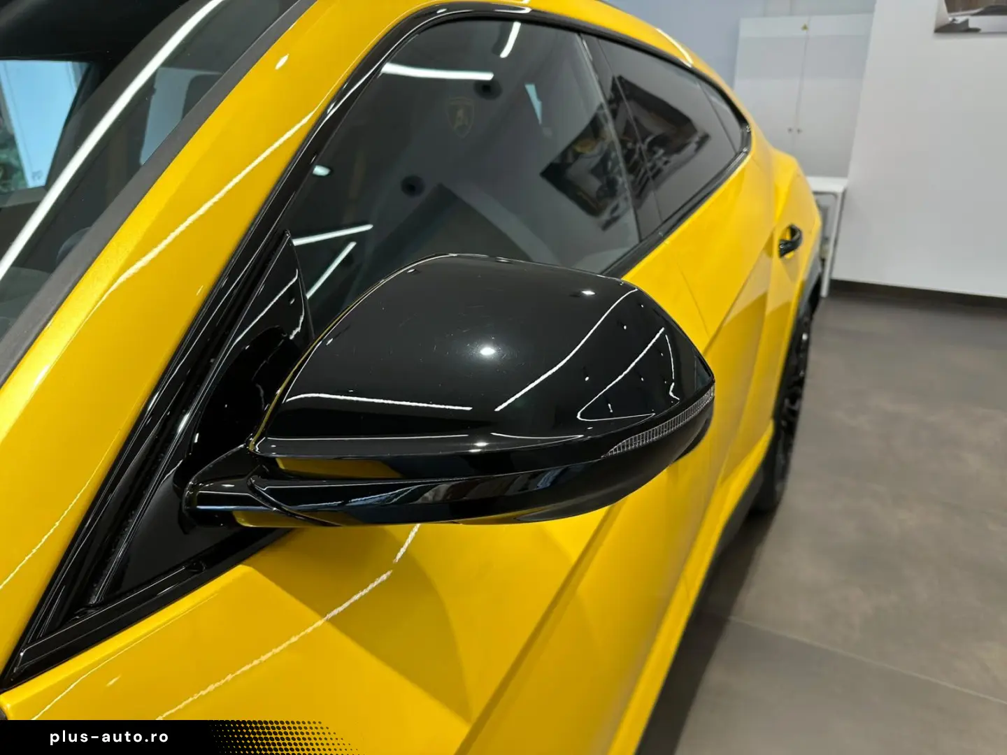 LAMBORGHINI Urus 4.0 V8 PHEV SE