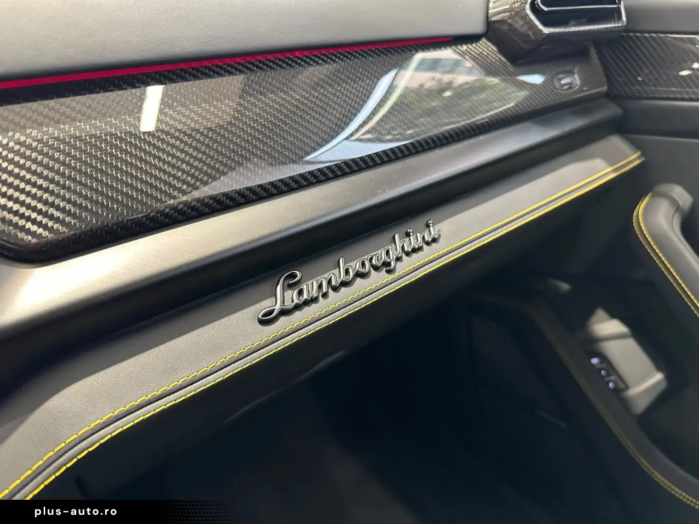 LAMBORGHINI Urus 4.0 V8 PHEV SE